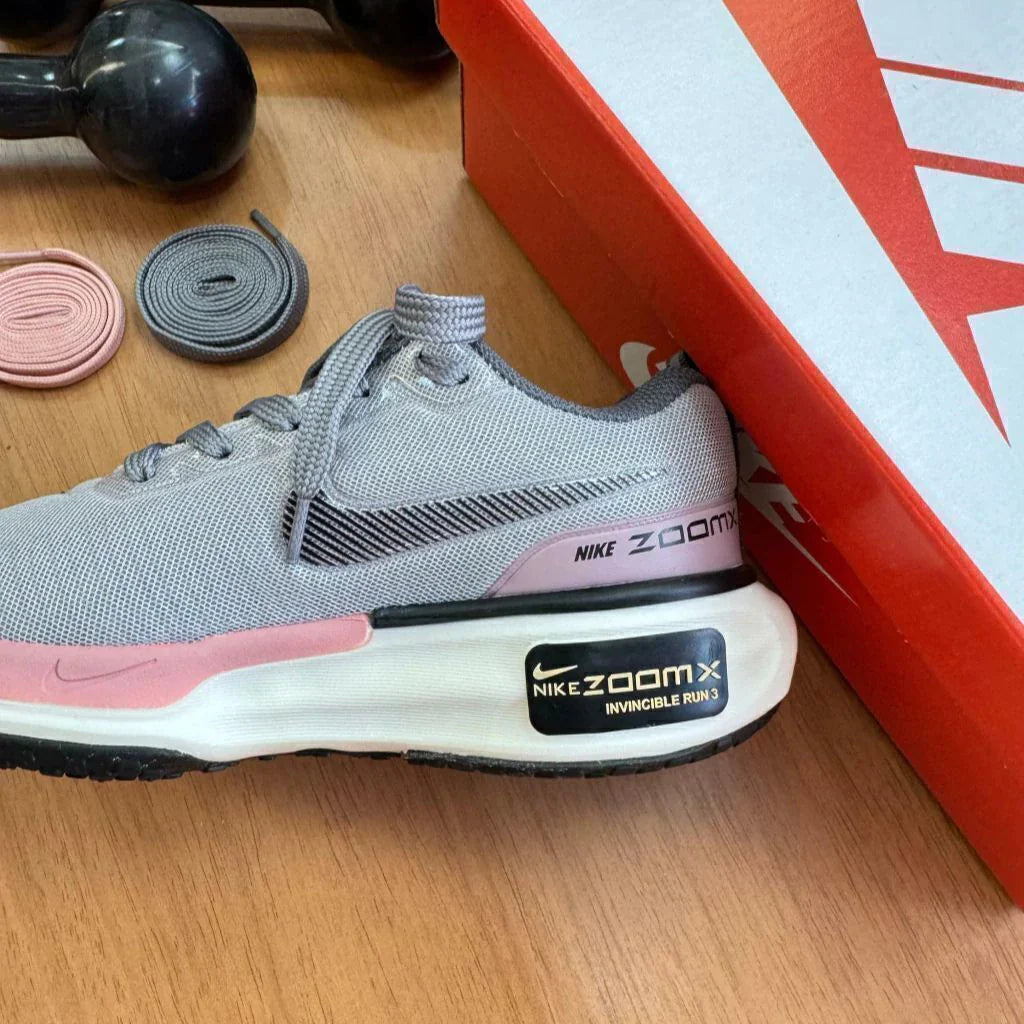 Invincible Run 3 - Cinza Rose