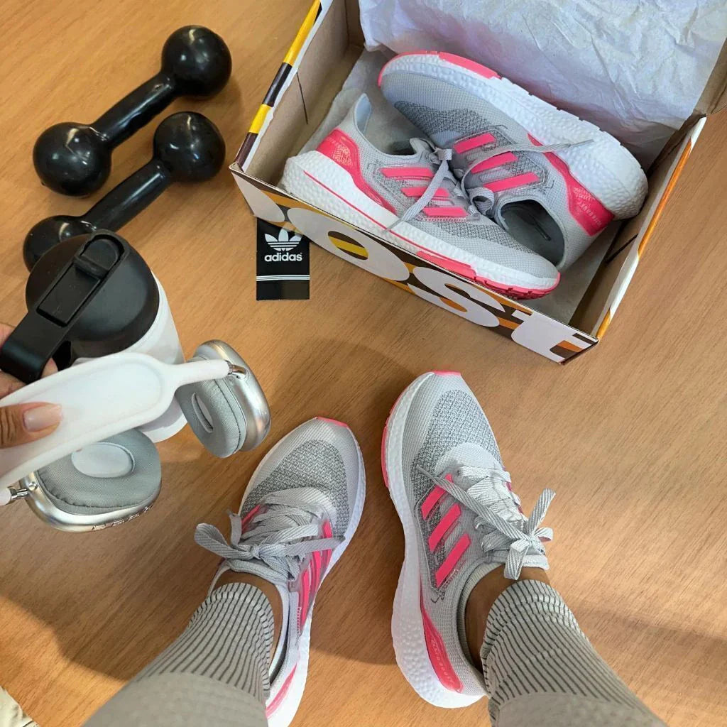 Adidas Ultraboost feminino -  Cinza Pink