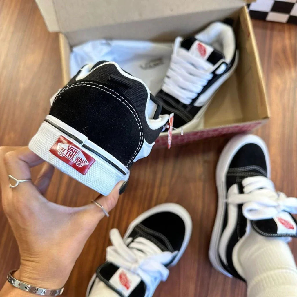 Vs Knu (masculino) - Preto Branco