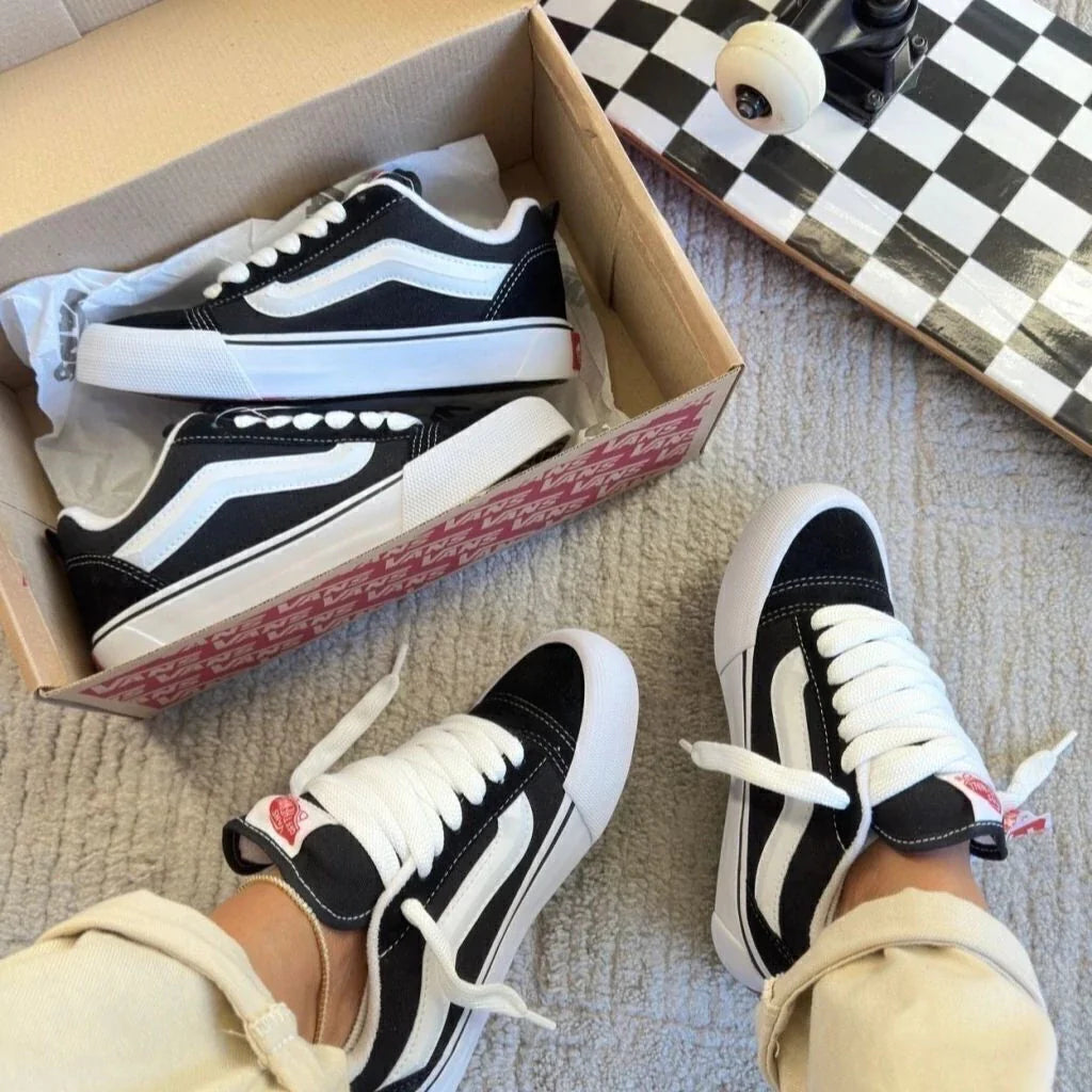 Vs Knu (masculino) - Preto Branco