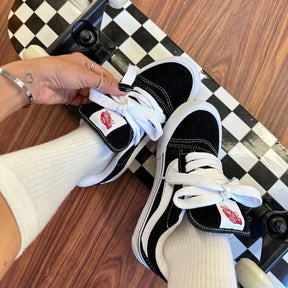 Vs Knu (feminino) Preto Branco