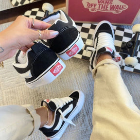 Vs Knu (feminino) Preto Branco