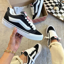 Vs Knu (feminino) Preto Branco