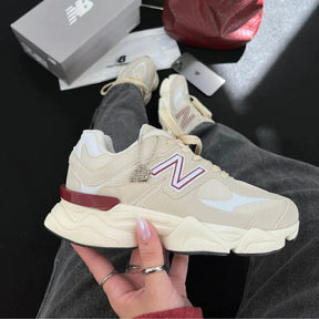 NB Feminino 9060 - OFF Bordô