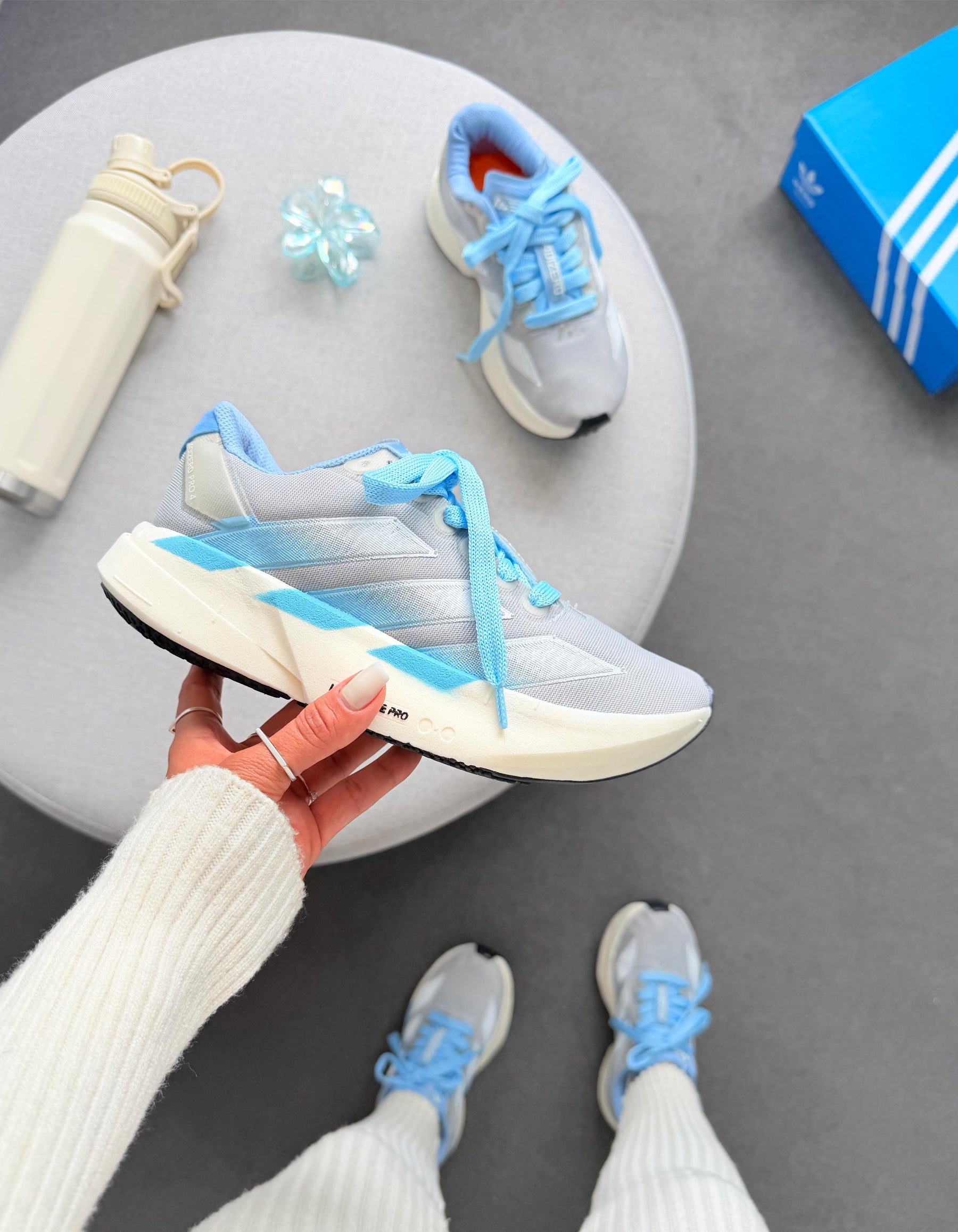 Adios Pro 4 - Cinza Celeste